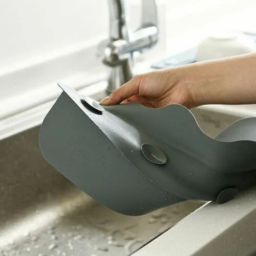 💧🛡️ Silicone Sink Splash Guard ✨ 16-Inch Strong Suction Water Splash Protector 🚰 | Keeps Kitchen Clean & Dry 🧼🔥