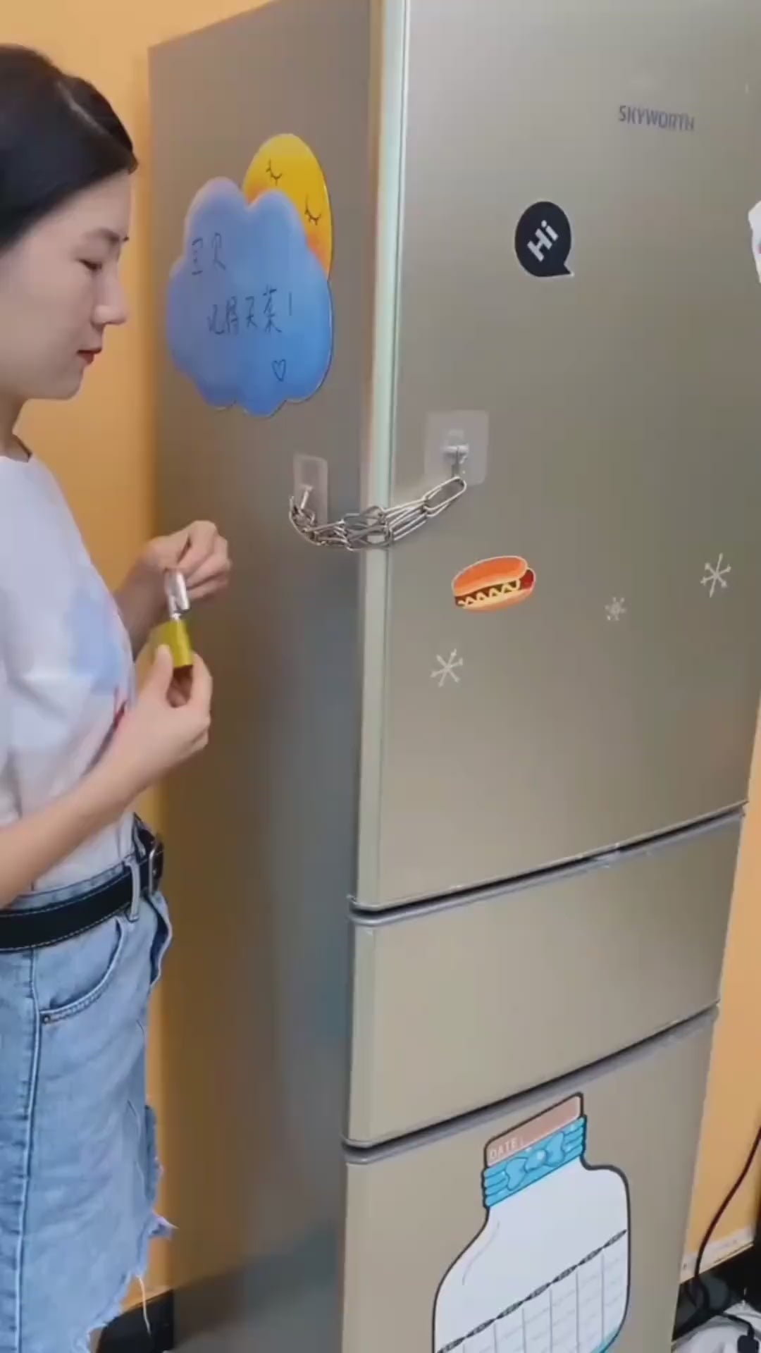 🔒👶 Child Safety Refrigerator Lock ✨ Self-Adhesive Fridge & Freezer Door Lock 🧊🚪 | Double Safety Button 🔐 | Easy One-Hand Operation 👍